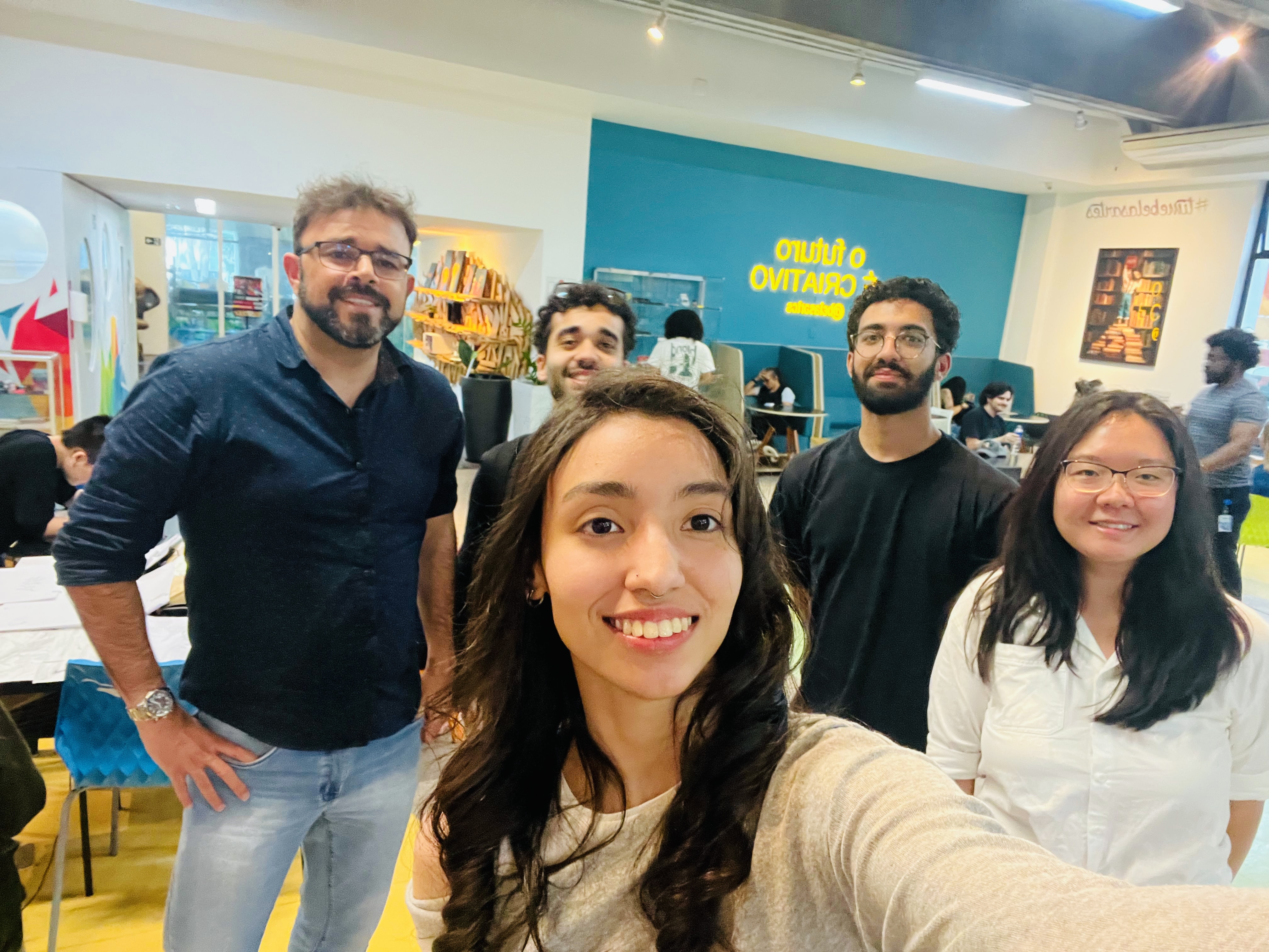 Participantes conhecendo a proposta do SmartWheels